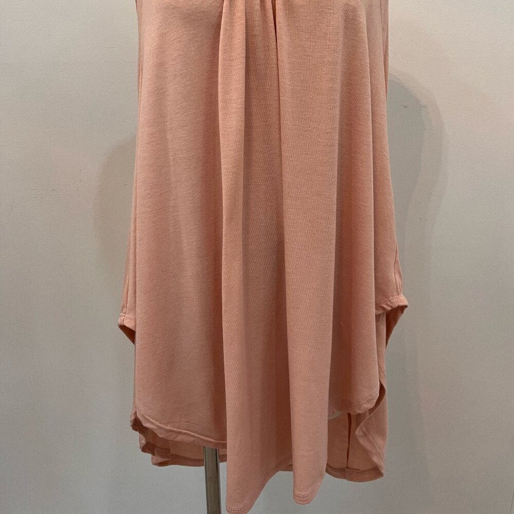 Pink Backless Top - Picture 2 of 6